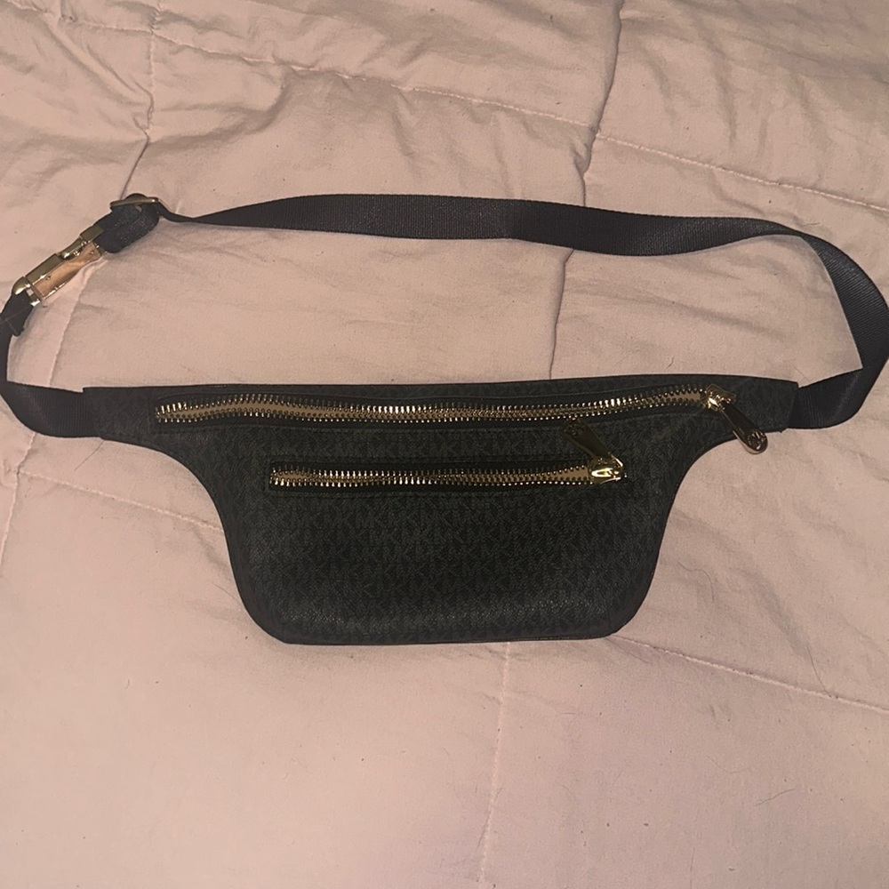 Michael Kors Fanny pack purse